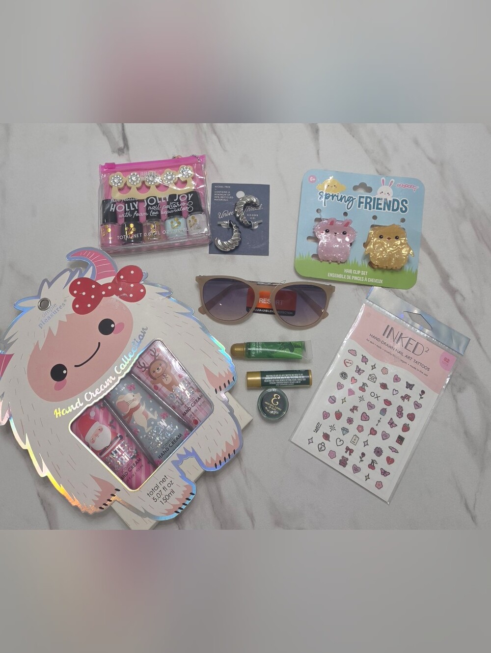 NWT Mega Beauty & Accessory Gift Bundle Hand Cream Nail Art Sunnies Clips